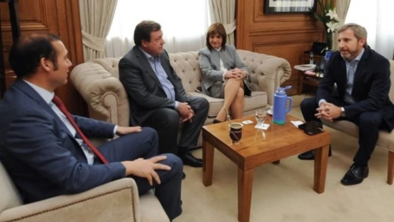 Provincias petroleras reclaman por el congelamiento del precio de las naftas