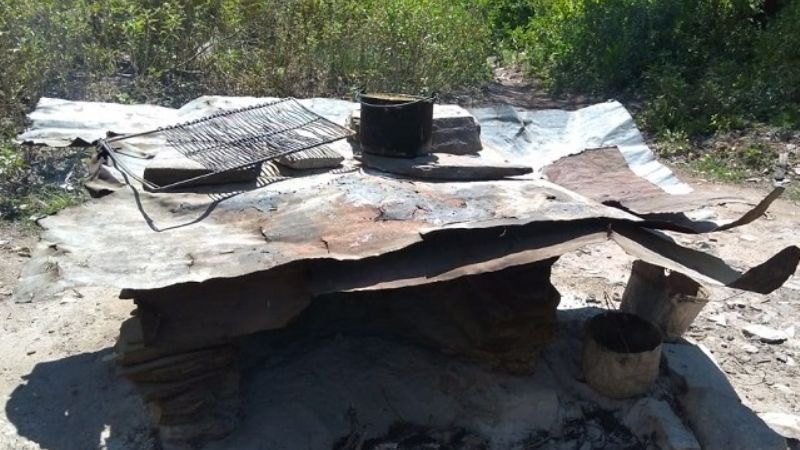 Adrian: una historia de carencias y olvidos