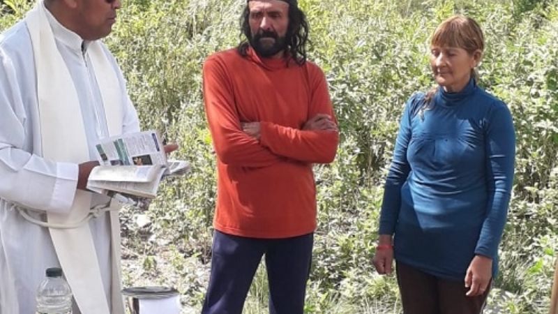 Adrian: una historia de carencias y olvidos