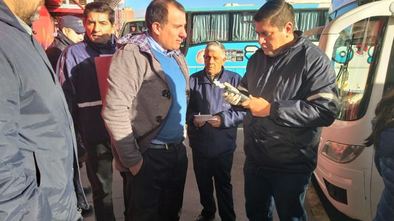 Estrictos controles a choferes de colectivos