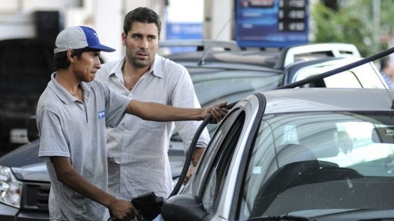 Neuquén y Río Negro, a la Justicia por congelamiento de naftas