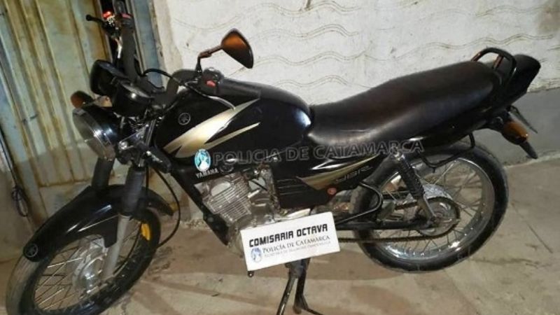 Recuperan una moto robada hace 15 años