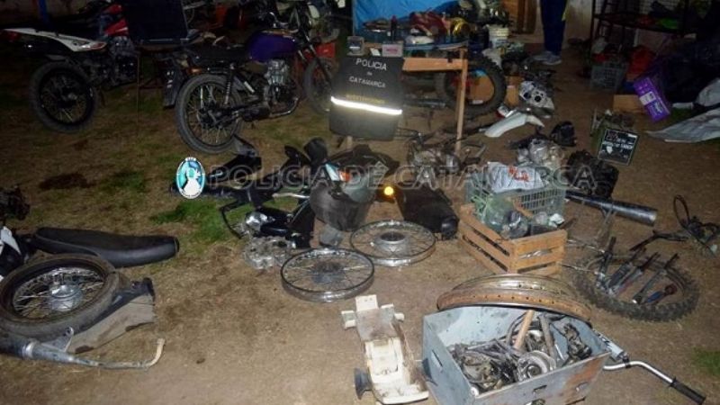 Desbaratan banda que robaba, adulteraba y desarmaba motocicletas