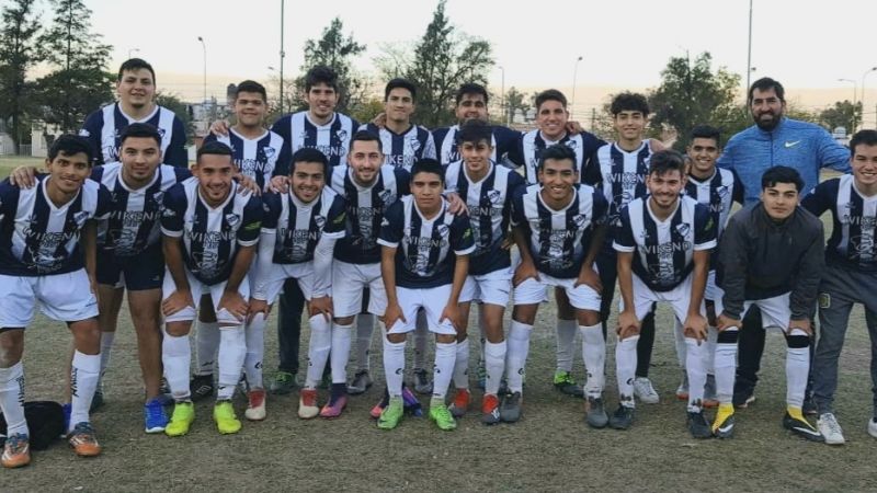 Liga Universitaria a todo ritmo, y hasta con las chicas