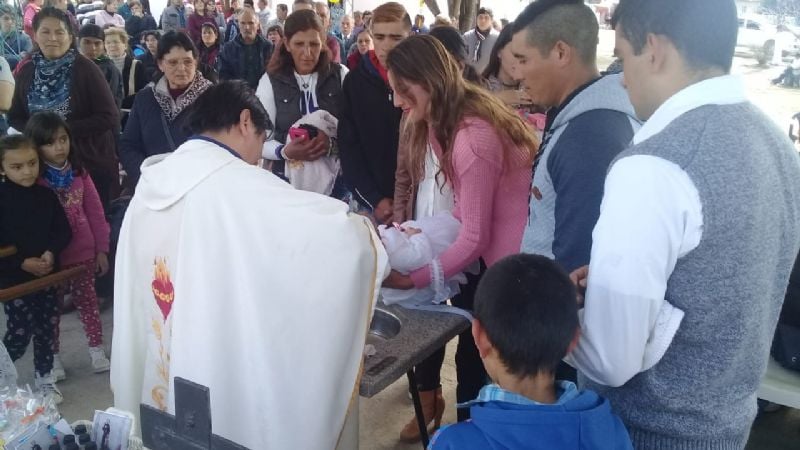 Más de un centenar de peregrinos hicieron 26 kilómetros junto a San Roque