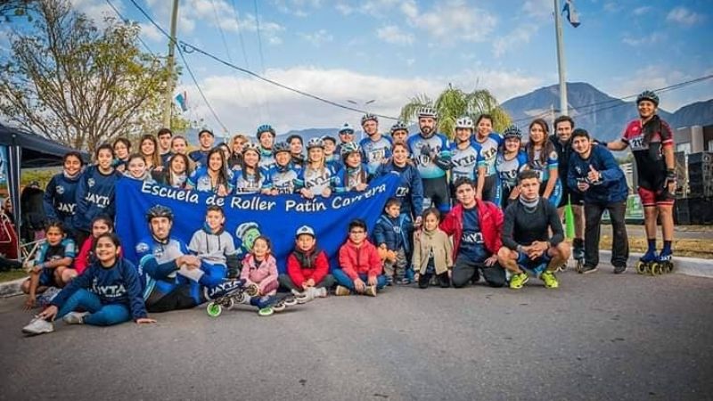 Excelente desempeño de patinadores catamarqueños en La Rioja