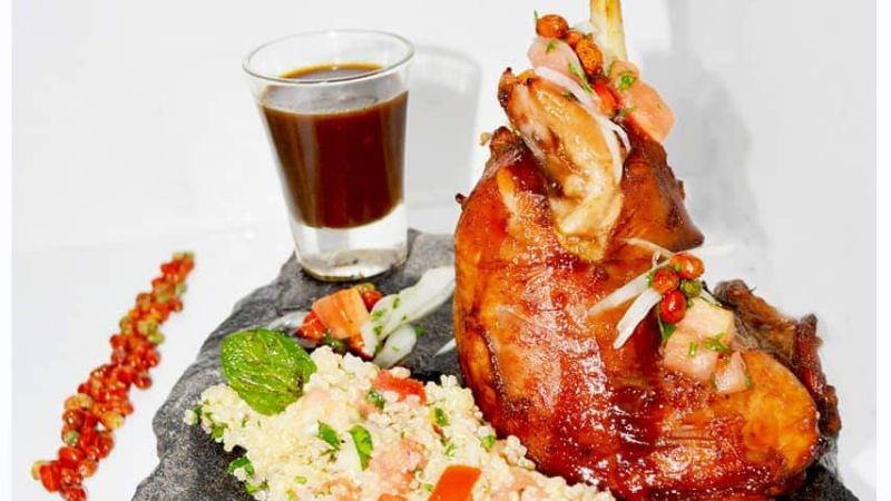 Chef recreino en la final del concurso Cocina Fusión