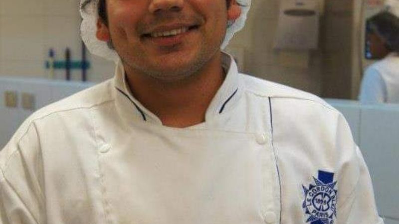 Chef recreino en la final del concurso Cocina Fusión