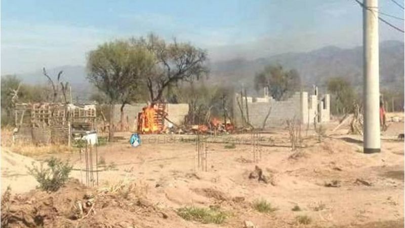 Incendio de una precaria vivienda