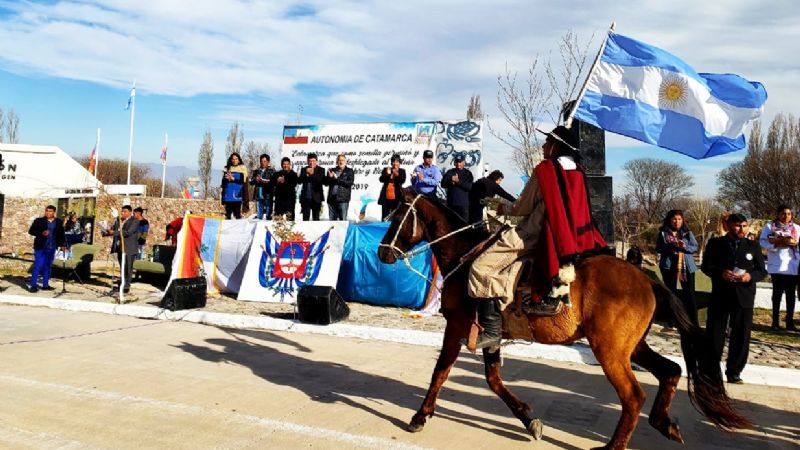 Celebraciones por la Autonomía de Catamarca en Asampay