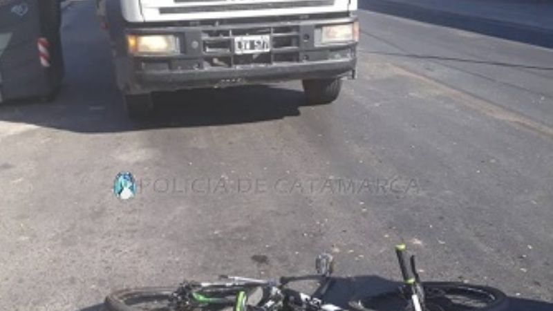 Camión embistió a un ciclista