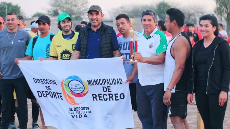 Entregaron premios del Torneo de Veteranos de Atlético Matadero