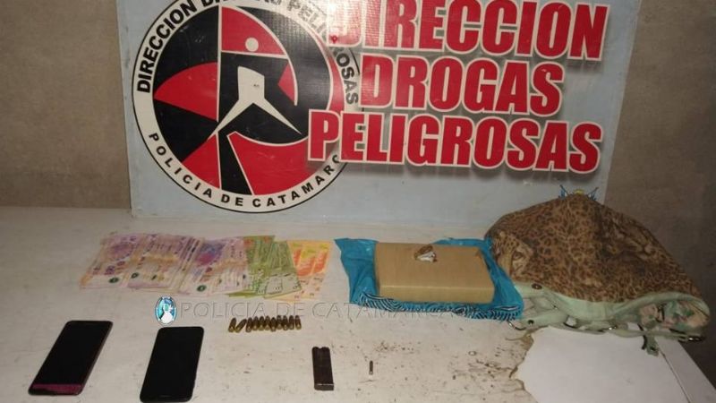 Operativo antidroga: secuestran cocaína, municiones y hay demorados