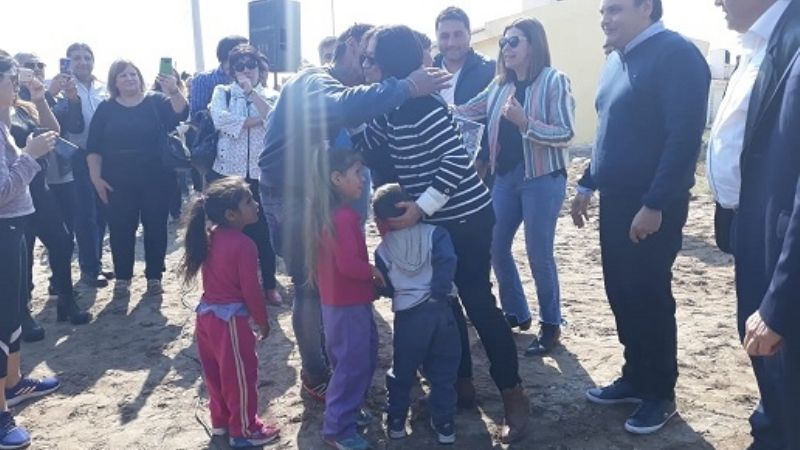 Entregaron viviendas en Valle Chico