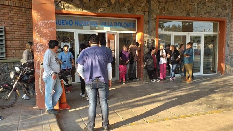 Precarizados de Salud protestan en el hospital