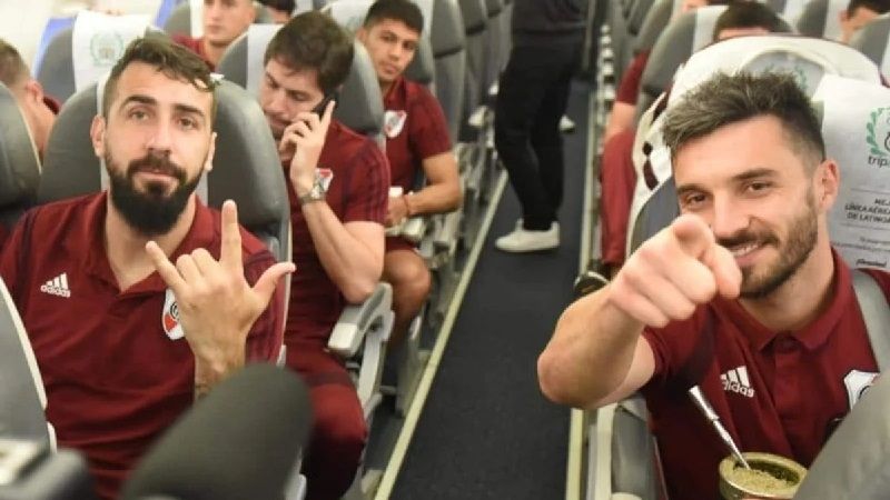 River ya está Paraguay para enfrentar a Cerro Porteño