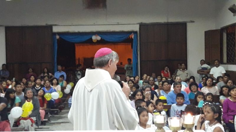 La Madre del Valle visitó a sus hijos en las periferias de Orán