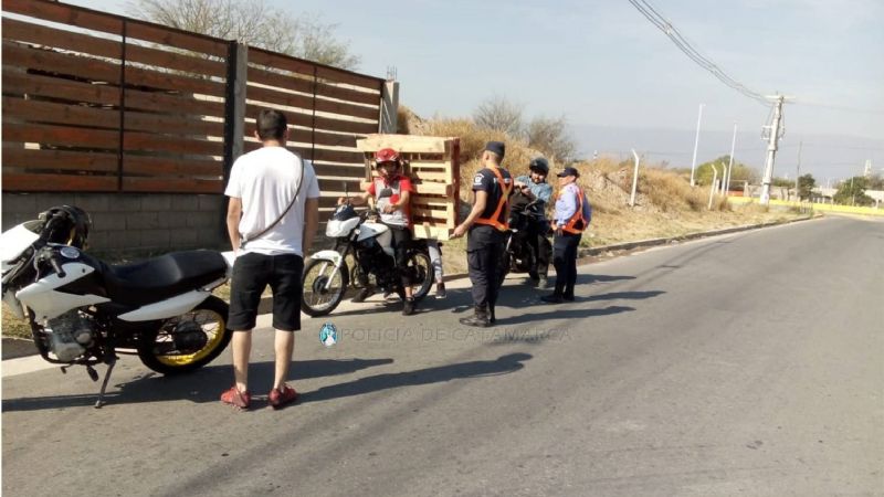 Casi 70 vehículos secuestrados y seis arrestados en controles