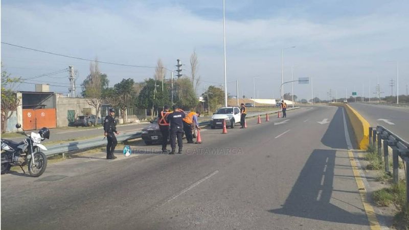 Casi 70 vehículos secuestrados y seis arrestados en controles