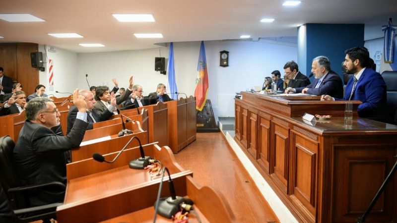 Pedidos de Senadores para obras y servicio de transporte de alumnos