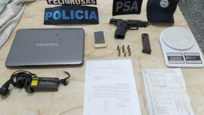 Detuvieron a cuatro personas y secuestran dos kilos de cocaína en Salta