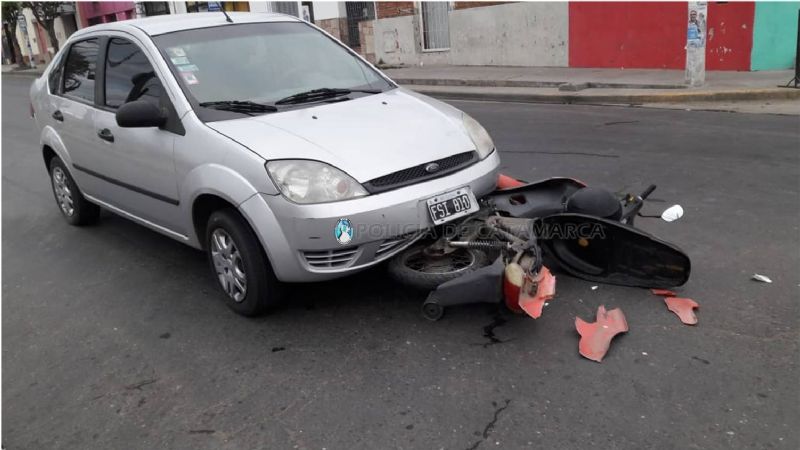 Mujer herida tras un choque en el centro
