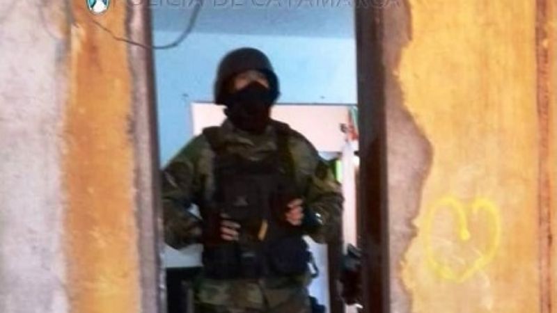 Secuestran armas de fuego, municiones, y droga