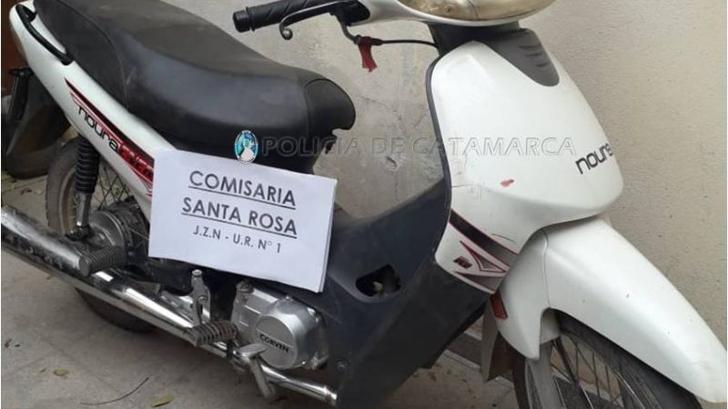 Secuestran una moto que estaba en un descampado en Valle Viejo