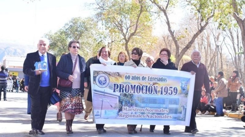 Todas las promociones participaron del cumpleaños 100 de la Escuela Abel Acosta