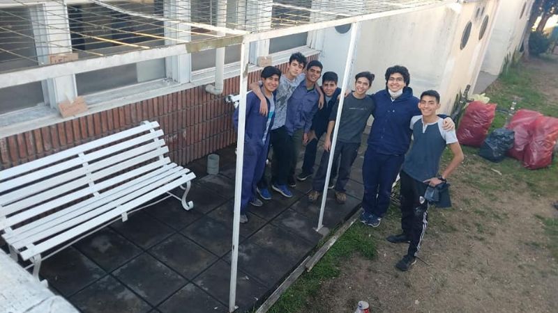 Maravillosa acción de alumnos de la ENET
