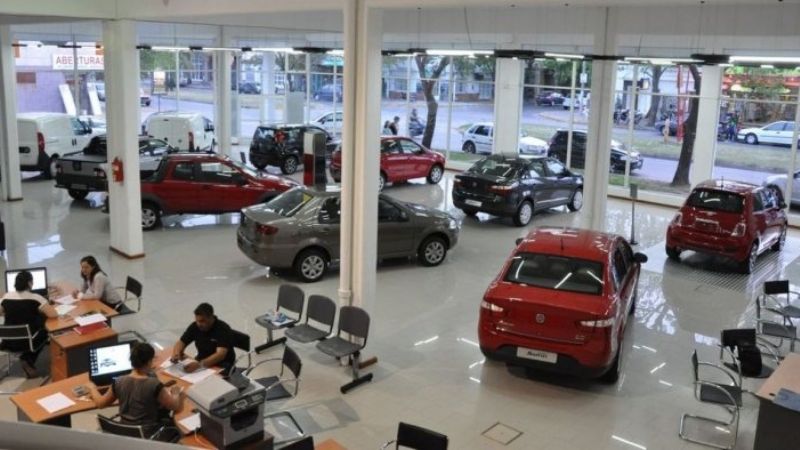 La producción de autos se desplomó 47,8% en julio