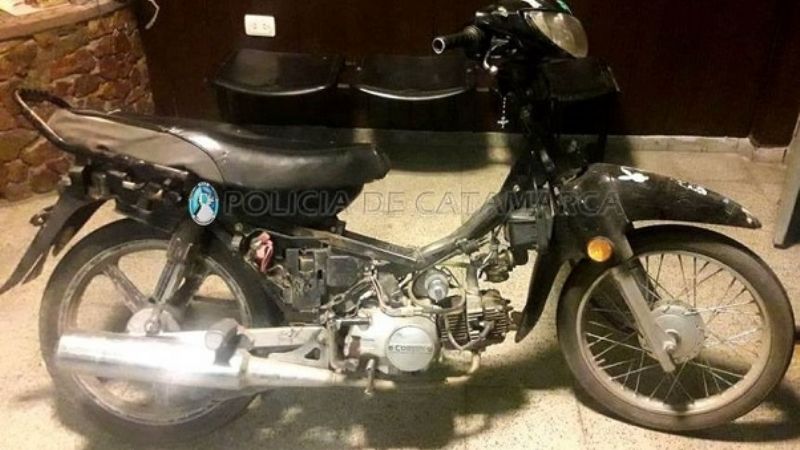 Secuestran una moto de dudosa procedencia