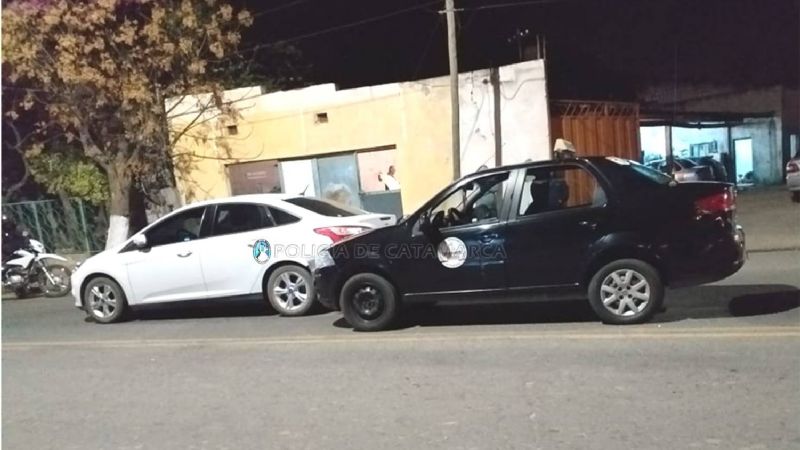 Choque múltiple dejó heridas a dos pasajeras de un remis y un niño