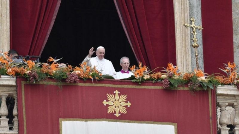 El Papa quedó encerrado y tuvo que ser rescatado por bomberos