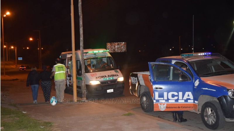 Policías asistieron a una mujer descompensada