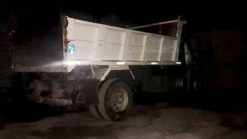 Ancasti: se incendió un camión del municipio