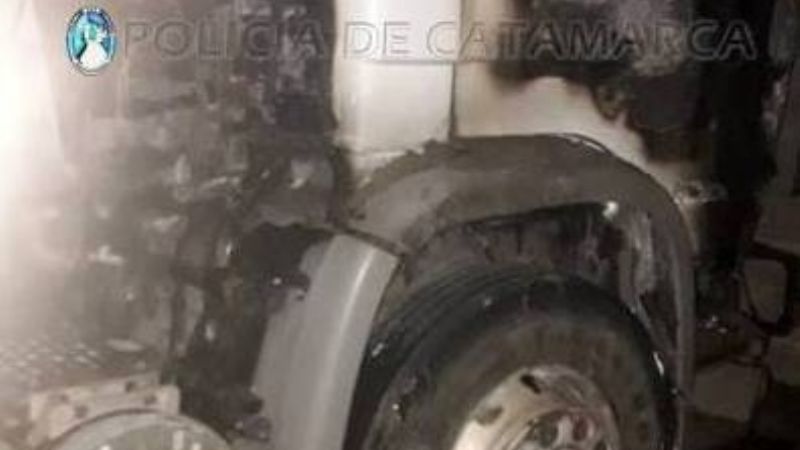 Ancasti: se incendió un camión del municipio