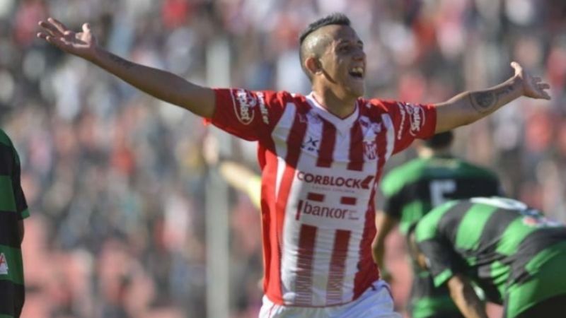 El "Chavito" Endrizzi superó un rércod de Ardiles