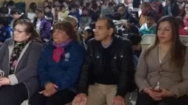 Homenaje por el "Día del Maestro" en Mutquín