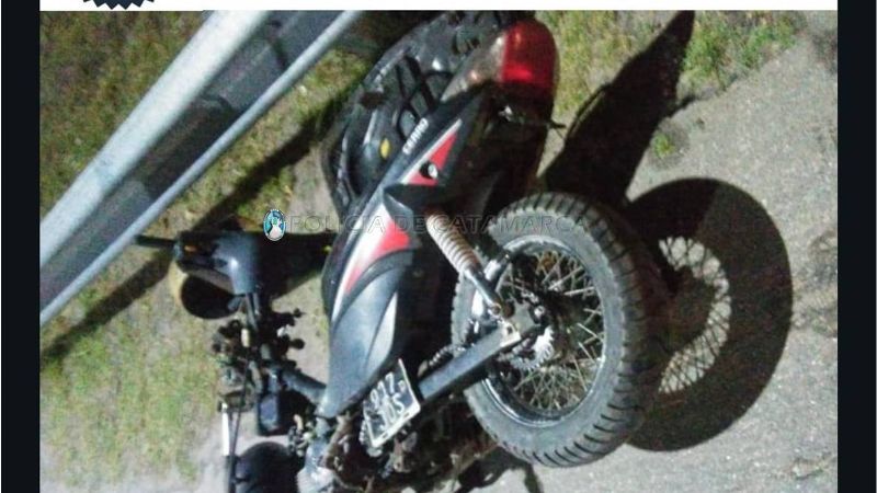 Lo golpearon para robarle la moto y los atraparon