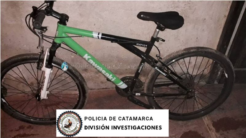 En un registro domiciliario, recuperan una bicicleta robada