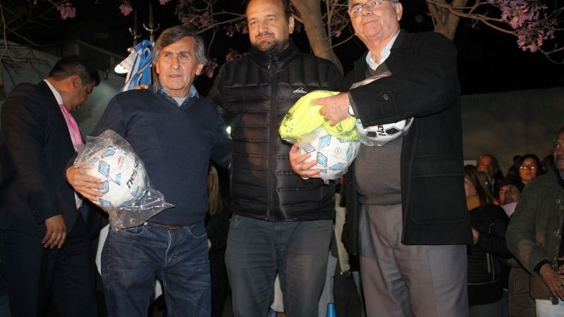 Lucía inauguró la cancha, la iluminación y otras obras en Vélez