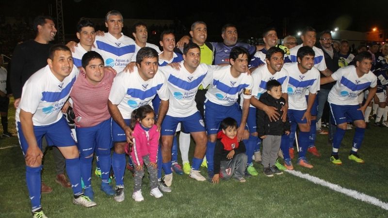 Lucía inauguró la cancha, la iluminación y otras obras en Vélez