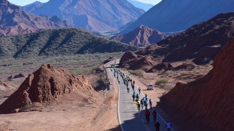En Santa María, asisten a peregrinos que viajan a Salta