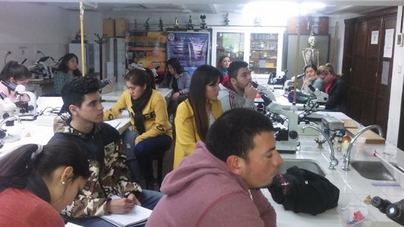 Capacitación sobre cómo transformar el conocimiento en un emprendimiento