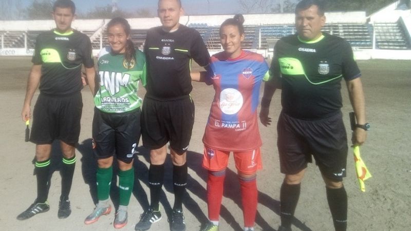Villa Dolores abrió con goleada el torneo Anual  Femenino