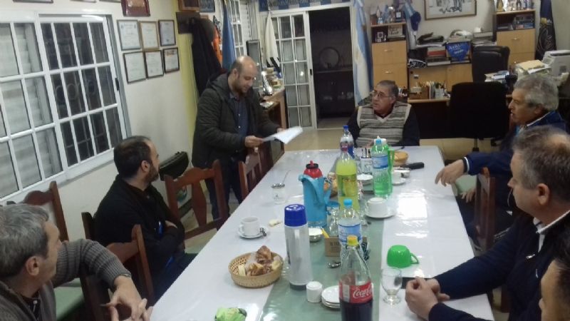 Cierran los supermercados por el Día del Empleado de Comercio