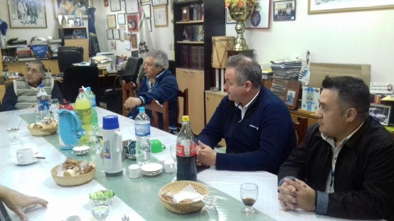 Cierran los supermercados por el Día del Empleado de Comercio