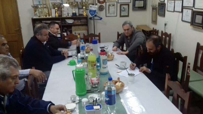 Cierran los supermercados por el Día del Empleado de Comercio