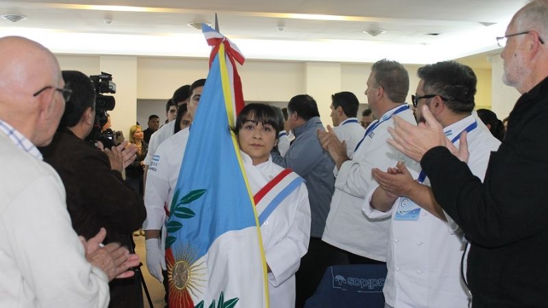 Gastronómicos de todo el país “cocinan” en Catamarca